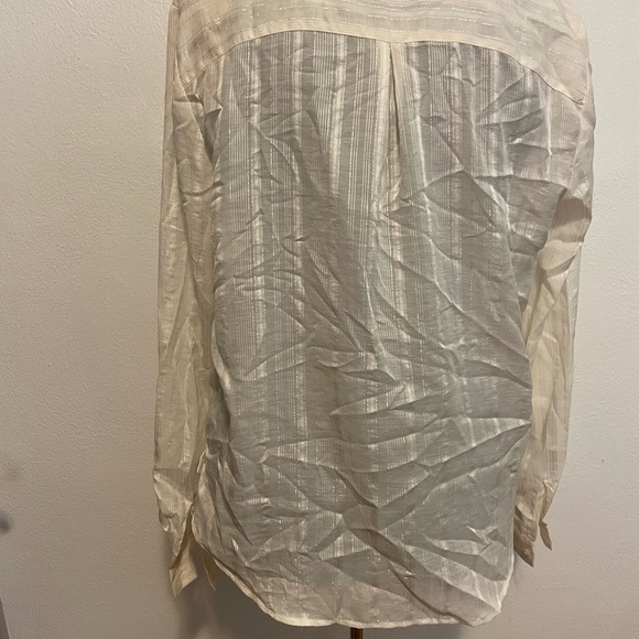 Loft Sheer Cream Metallic Long Sleeve Tucking Detail Top Size Large NWT - Picture 11 of 13